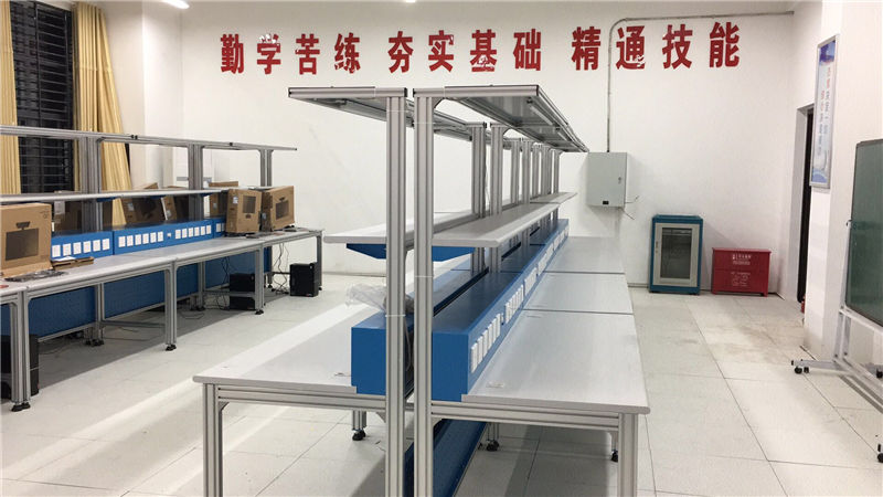 計算機(jī)檢測維修與數(shù)據(jù)恢復(fù)實(shí)訓(xùn)操作臺