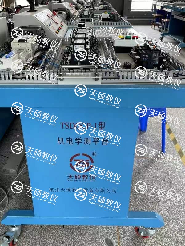 機電學測平臺實訓室順利安裝、調(diào)試、培訓、驗收通過！