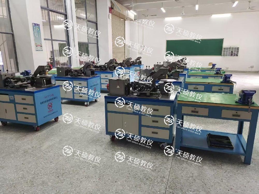 廣東省技師學院機械設備裝備與自動控制專業(yè)建設項目順利安裝、調(diào)試、驗收通過！