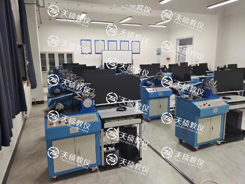 前方不斷傳來捷報！????多個實驗實訓室交付驗收完成！機械原理、機械設計實驗室，機械制圖實訓室和液壓實訓室！